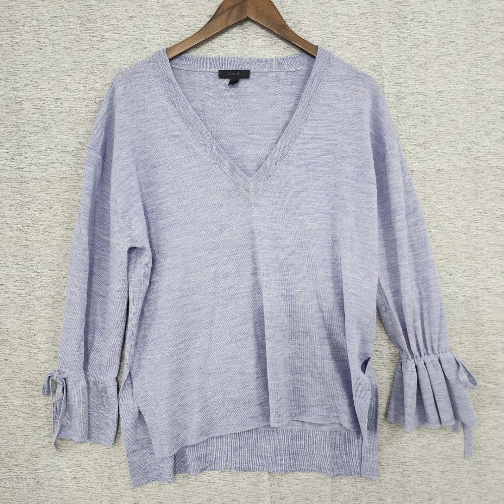 EUC  J. Crew 100% Merino wool V neck Flare Tied Cuffs Sweater Women's L
